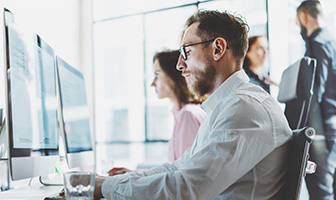 Financial Industry: Compliance Archiving and Off-site Backup